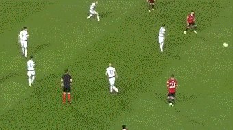 1665091279788088746.gif 动画 (4129).gif